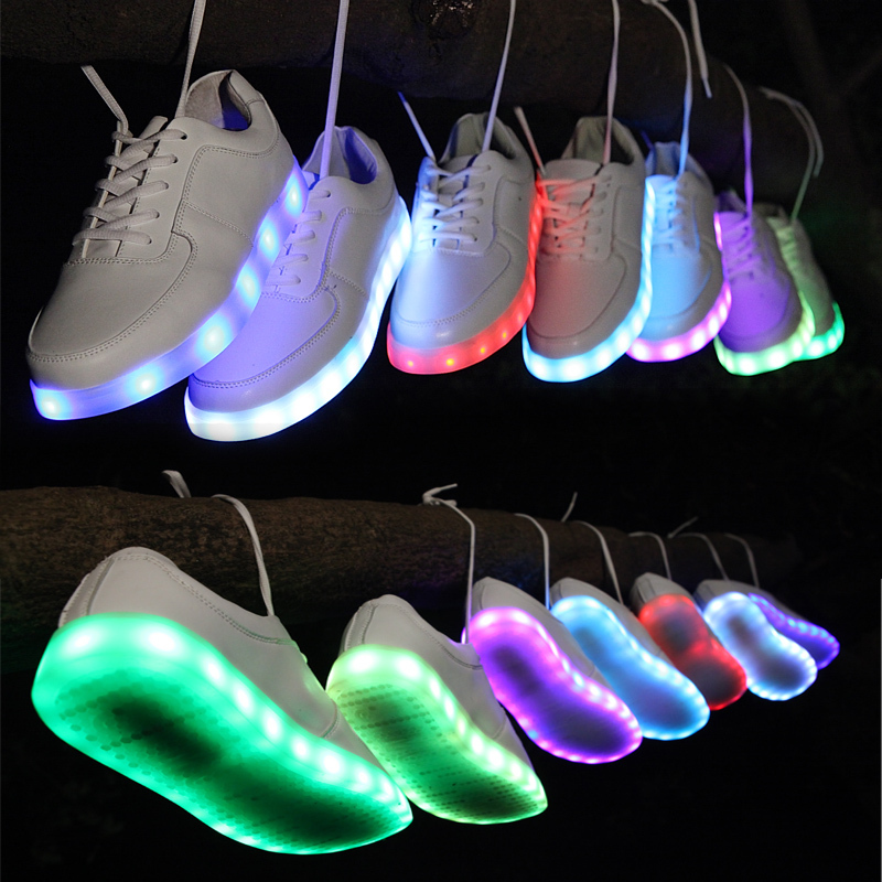 รองเท้าบูท LED ส่องแสง